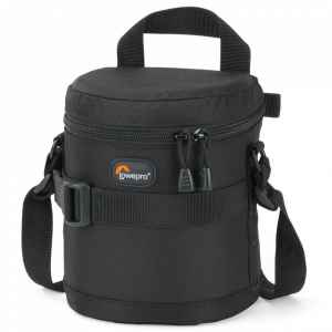  12x časopis FotoVideo + Lowepro Lens Case 11x14 black v hodnotě 900,-    Brašna Lowepro Lens Case je určena pro ochranu vašich drahých objektivů. Má dvojitý zip, odolné materiály a kvalitní polstrování. Nechybí postranní poutka a nastavitelný řemen.    Ušetříte 860 Kč.