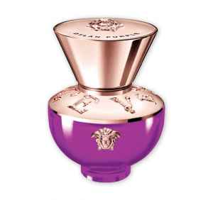 MR24VR2<br>Roční obnova tištěné+ <b>VERSACE DYLAN PURPLE (30 ml)</b>+ DIGI ZDARMA.  Nabídka platí pro obnovu, bez přerušení odběru na více než 3 vydání, do vyčerpání zásob. Dárek se odesílá na plátce a pouze po ČR. Nutno zadat email u odběratele!<br>Popis produktu:<br> Tato vůně je inspirována tajemstvím fialové barvy, která představuje bohatství, moc, individualitu a originalitu. Perfektní vůně pro všechny ženy, které jsou sebevědomé, odvážné a zároveň romantické. Vůně se otevírá svěžími tóny bergamotu, hořkého pomeranče a sladké hrušky, které plynule ustoupí před květinovým srdcem, které v sobě ukrývá frézii a mahonial a které je oslavou ženství a elegance. Dlouhotrvající základ v sobě skrývá virginské cedrové dřevo, které zvýrazňují dřevité tóny belambry. Dřevitě mýdlové tóny sloučeniny iso e super se mísí s ambroxanem a se sylkolide tvoří smyslnou, živočišnou a nespoutanou kombinaci. 

