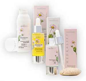 AP2511A Roční předplatné+  PLEŤOVÝ BALÍČEK SEDMIKRÁSKA OD ZNAČKY MANUFAKTURA (3 ks)   + DIGI VERZE ZDARMA. Akce platí do vyčerpání zásob.   Bonus odesílán na plátce a pouze po ČR.   Je nutno zadat email u odběratele! Popis produktu: Kosmetika Sedmikráska je ideální péčí pro normální, suchou a citlivou pokožku. Produkty obsahují jedinečný výtažek ze sušených květů sedmikrásek, který napomáhá zklidnění, hydrataci, rozjasnění a omlazení pleti a pokožky. Jemný denní pleťový krém SPF 20 poskytuje ochranný štít proti UVA, UVB záření a modrému světlu. Pleťový olej zpomaluje stárnutí pleti, hydratuje, dodává přirozený jas a zanechává pleť hladkou, vláčnou a dokonale pěstěnou. Hyaluronové sérum poskytuje okamžitou i dlouhotrvající péči pro unavenou, dehydratovanou nebo citlivou pleť. Sada obsahuje:  Hydratační & ochranný denní krém SPF 20 SEDMIKRÁSKA (50 ml) Zklidňující & omlazující pleťový olej SEDMIKRÁSKA (30 ml) HydraLift Hyaluronové sérum s B3 SEDMIKRÁSKA (30 ml) Více na  MANUFAKTURA     