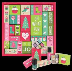 Dárek za předplatné - Adventní kalendář Puzzle Oh What Fun
Adventní kosmetický kalendář Puzzle „Oh What Fun“ – obsahuje 24 různých kosmetických výrobků. Obsahuje lesky na rty, tvářenku, oční stíny, konturovací tužky na oči a rty, ořezávátko, separátor na nehty, pilník, aplikátory očních stínů, štěteček, laky na nehty, samolepky na nehty atd. Platí pro nové předplatitele. Skrýt

Akce je omezena do vyprodání zásob. Platí do 7. 12. 25.