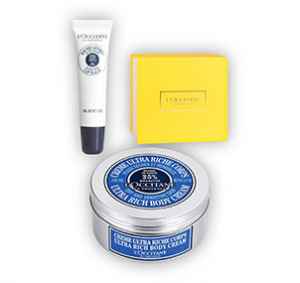 MR26VR5<br>Roční obnova tištěné s bonusem+ <b>sada L'occitane Bambucké máslo  ( 2ks)</b>+ DIGI VERZE ZDARMA. Nabídka platí pro obnovu, bez přerušení odběru na více než 3 vydání, do vyčerpání zásob.<br><i> Bonus odesílán na plátce a pouze po ČR. Nutno zadat email u odběratele!</i><br>Sada obsahuje: Výživný balzám na rty Bambucké máslo (12 ml)
Je obohacený o bambucké máslo (5 %), vyživuje a zjemňuje rty. Zanechává rty hedvábně
hladké, vyživené a jemně provoněné vůní bambuckého másla. Je ideálním společníkem během zimních i letních slunečních dnů<br>Výživný tělový krém Bambucké máslo (200 ml)
Je komplexní péčí o tělo pro suchou až velmi suchou pokožku. Obsahuje mimořádnou koncentraci bambuckého másla (25 %), a tak poskytuje pokožce intenzivní výživu, chrání ji před vysušením a posiluje její hydrolipidickou bariéru. Složení obohacené o meruňkový olej a přírodní výtažky (lněné semínko, sladké mandle, med) pomáhají hydratovat pokožku až na 72 hodin bez pocitu mastného filmu.